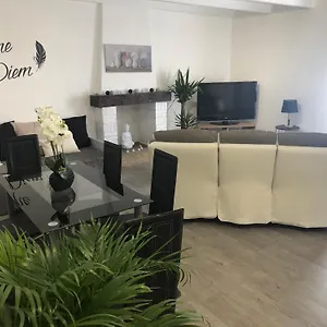 Appartement Loue Très Bel App 75 M2 Deco Modern 150 M Port- Close-halles-marché 15mn, Concarneau