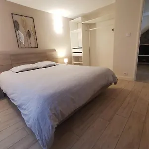 Cosy 2-4 Personnes Avec Terrasse Appartement Cons-Sainte-Colombe